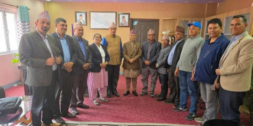शिक्षकहरूले गराए शिक्षामन्त्रीको गम्भीर ध्यानाकर्षण