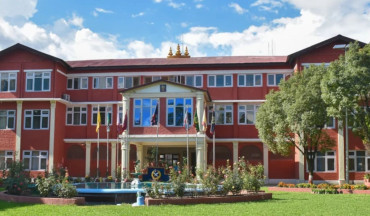 एक वर्षे अवधि सकिए पनि प्रहरी अधिकृतको सरुवा रोकियो, कमान्डमा १३–१४ महिना
