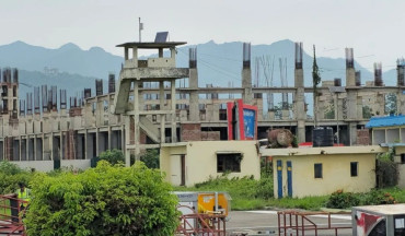 भरतपुर विमानस्थलको रोकिएको टर्मिनल भवन निर्माण फेरि सुरु, एक वर्ष म्याद थप
