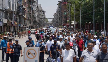 बालेनबिरुद्द सडकमा व्यापारी