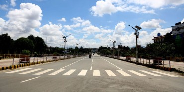 सधैँ व्यस्त देखिने उपत्यकाका सडक सुनसान