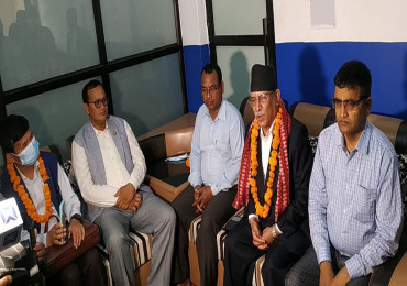 प्रधानमन्त्रीको सल्लाहमै गभर्नर हटाइएको हो, अर्थमन्त्रीको मात्रै दोष छैन : प्रचण्ड