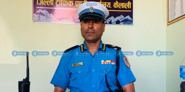 इन्सपेक्टर रेशम आचार्यले सम्हाले कैलाली ट्राफिकको कमाण्ड 