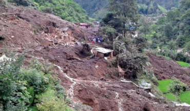 बाजुराको हिमालीमा पहिरोमा परी चारजना घाइते