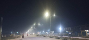 धनगढीको छ लेन सडकमा बल्यो ‘स्मार्ट’ बत्ती