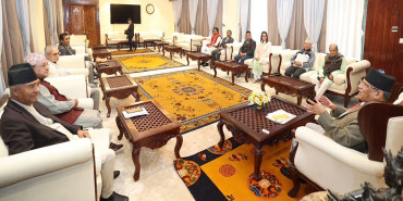 सत्तारुढ गठबन्धनको बैठक बस्दै