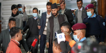 पदमुक्त गृहमन्त्री लामिछानेद्वारा प्रधानमन्त्रीसमक्ष राजीनामा पेश