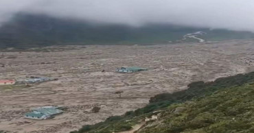 सोलुखुम्बु : रक्षामन्त्रीसहितको टोली बाढी प्रभावित क्षेत्रको अनुगमनमा