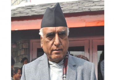 गण्डकी प्रदेशमा मुख्यमन्त्रीमा आफूलाई नियुक्त गर्न कांग्रेस सांसद नेपालीको दाबी पेश