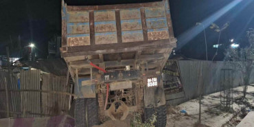 टिपर दुर्घटना हुँदा तीन जनाको मृत्यु