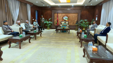 सरकारसँग वार्तामा बस्यो एमाले