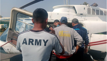 आगलागीका घाइतेलाई हेलिकोप्टरमार्फत काठमाडौं ल्याइयो