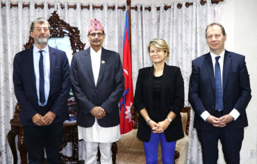 सभामुख सापकोटासँग फ्रान्सेली संसदीय प्रतिनिधि मण्डलको शिष्टाचार भेट