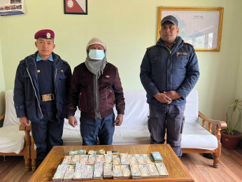 स्रोत नखुलेको १६ लाखसहित भारतीय पक्राउ