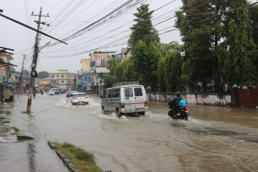 जलमग्न बन्यो धनगढी (फोटो फिचर)