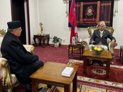 शीतल निवासमा राष्ट्रपति पौडेल र नेता खनालबिच भेटवार्ता