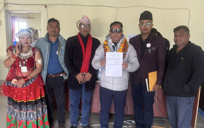 निर्वाचन अधिकृतको निर्णयविरूद्ध सर्वोच्च पुगे रेशम