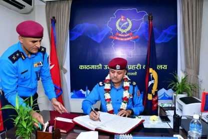 एआईजी राठौरले सम्हाले काठमाडौं उपत्यकाको कमान्ड, दिए यस्तो निर्देशन