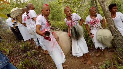 सामाजिक दुरीसहित साकेला र देवाली मनाइँदै