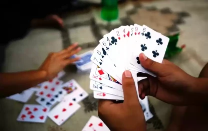 जुवाको खालबाट रु दुई लाखसहित आठ पक्राउ