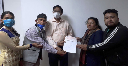 एलआइसीले प्रदान गर्यो बिमा दाबी भुक्तानी रकम