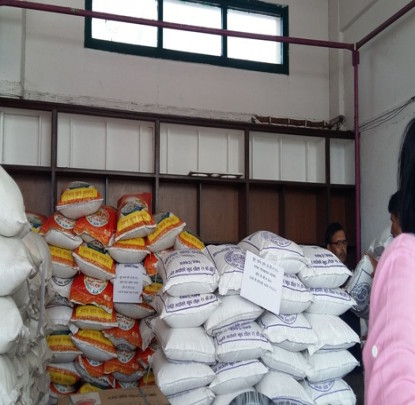 सुपथ मूल्यमा चामल बेच्दै नेपाल खाद्य संस्थान