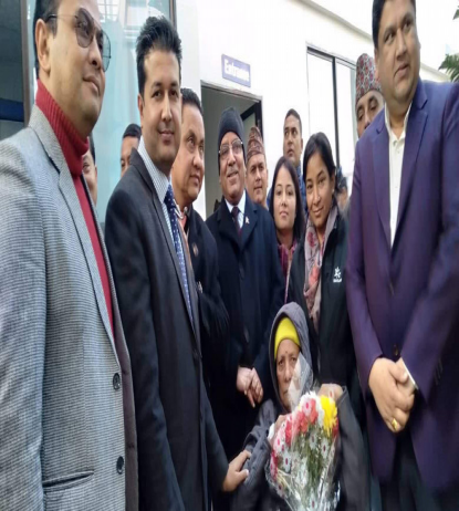 प्रचण्ड पत्नी सीता अस्पतालबाट डिस्चार्ज