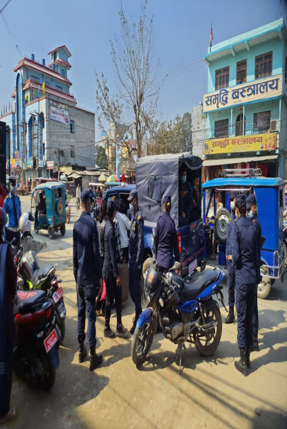 धनगढीको एक बार एण्ड रेष्टुरेन्टमा प्रहरीको छापा, तीन जना किशोरीको उद्धार