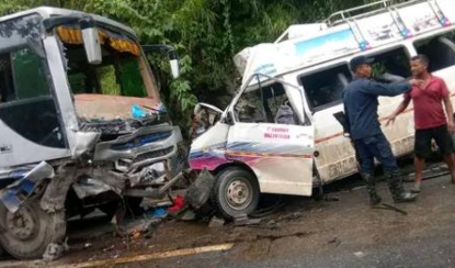 दुईवटा सवारीसाधन एकापसमा ठोक्किँदा एक जनाको मृत्यु