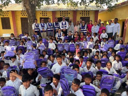 एनसेल फाउन्डेसनले थाल्यो एनपीएलका चौका वापतको शैक्षिक सामग्रीको वितरण