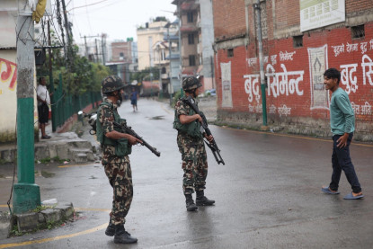 नेपाली सेनाले देशभर जारी गर्‍योे कर्फ्यू आदेश