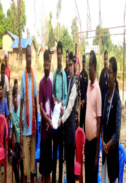 आगलागीबाट ध्वस्त विपत मुक्तकमैया बस्ती सुदूरपश्चिम सरकारले निर्माण गरिदिने