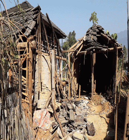 जङ्गली हात्तीले छ दिनमा २८ घर भत्कायो