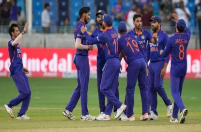 एसिया कप क्रिकेटमा भारतले पाकिस्तानलाई ५ विकेटले हरायो