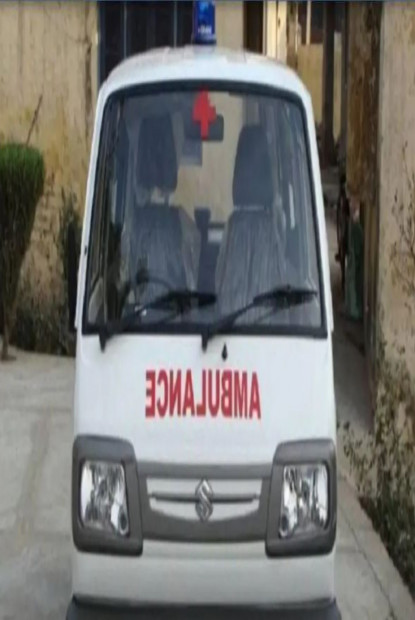 ४ घण्टासम्म एम्बुलेन्समै छटपटाइरहे कोरोना संक्रमित, अस्पतालले भर्ना नलिएपछि फेरे अन्तिम श्वास