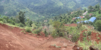 दसैंका बेला घर छाडेर भागाभाग