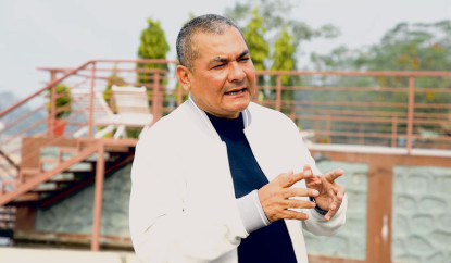 दुर्गा प्रसाईंलाई अदालतमा उपस्थित गराउन सर्वोच्चको आदेश 