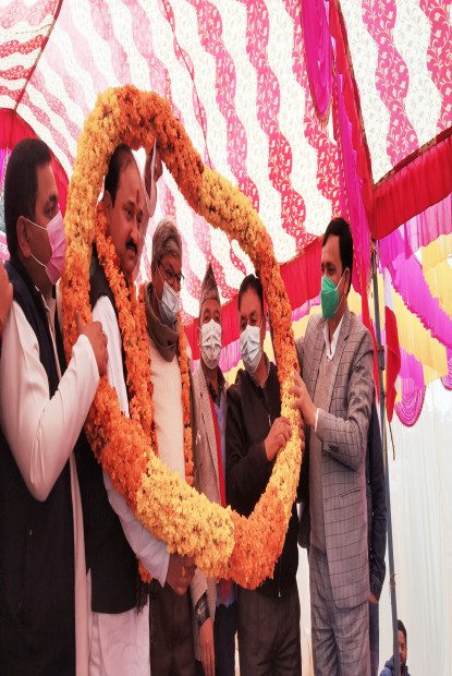 स्वतन्त्रबाट जितेका नगर प्रमुख शाह कांग्रेसमा प्रवेश 