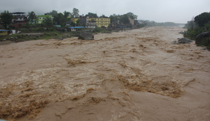 राप्तीमा बढ्यो पानीको सतह, सतर्कता अपनाउन आग्रह