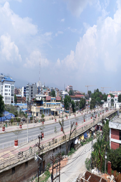 मत हाल्न गाउँ गए मतदाता, सुनसान बने काठमाडौं उपत्यकाका सडक