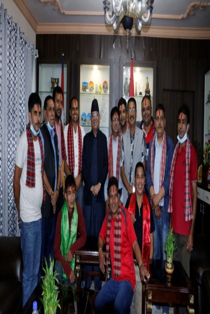 राष्ट्र, गणतन्त्र र संविधान बचाउन माओवादी शक्ति एक हुनुपर्छः प्रचण्ड