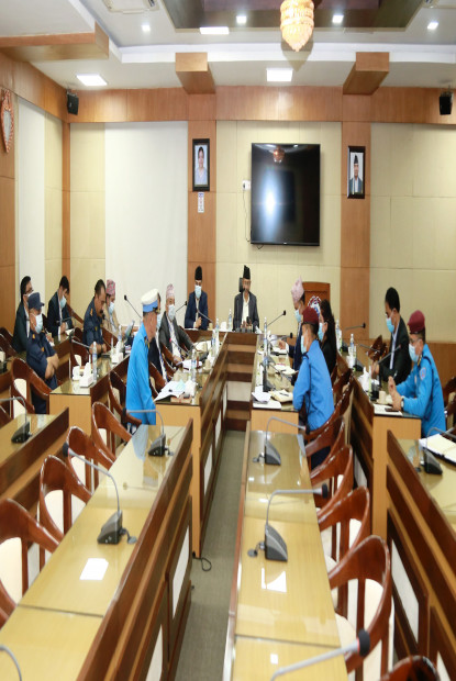 सुरक्षा र बजार व्यवस्थापनमा ध्यान दिन गृहमन्त्रीको निर्देशन