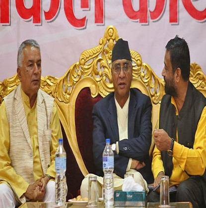 काँग्रेस नेताहरुको चहलपहल बढ्यो, सभापतीका लागि उम्मेदवारी दिने पौडेलको तयारी