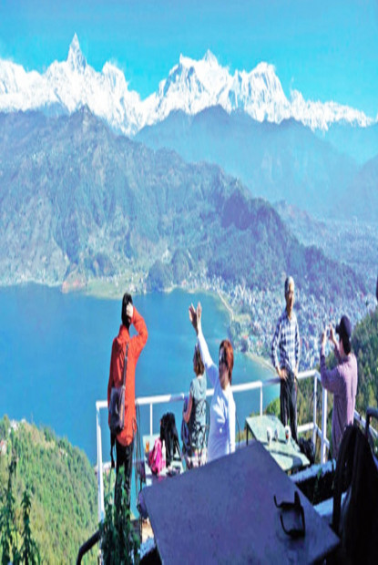 एउटै मञ्चमा गुञ्जिए ५० देशका राष्ट्रगान 