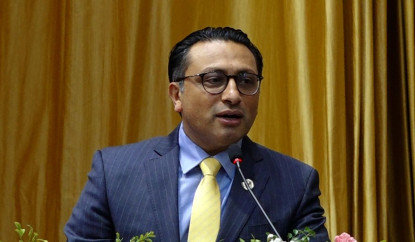 राजनीतिक श्रेयभन्दा विकासलाई प्राथमिकता दिइएको छः अर्थमन्त्री वाग्ले