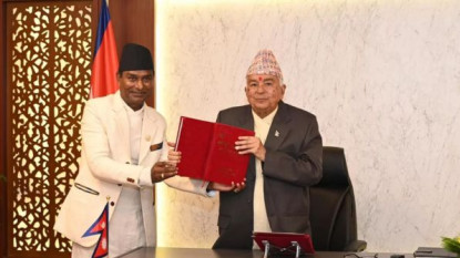 राष्ट्रपति पौडेलसमक्ष मधेसी आयोगको वार्षिक प्रतिवेदन पेस