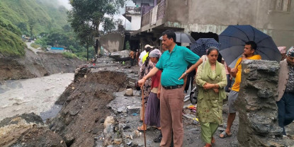 दार्चुला बाढी : बेपत्ता भएका १० जनाको अवस्था अझै अज्ञात