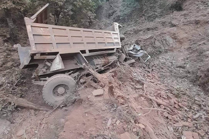 टिपर दुर्घटना हुँदा चार जना गम्भिर घाइते 