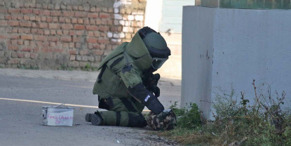 गोकुल बास्कोटाको घरमा भेटिएको शंकास्पद वस्तु सेनाद्वारा निष्क्रिय