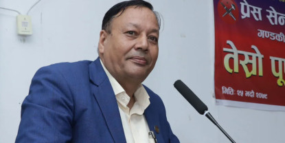 राजनीतिमा मिडियाको भूमिका महत्वपूर्ण छ : शिक्षामन्त्री पौडेल